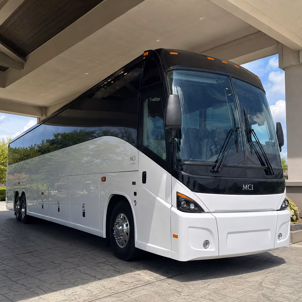 airport shuttle buses for alabama football game weekends