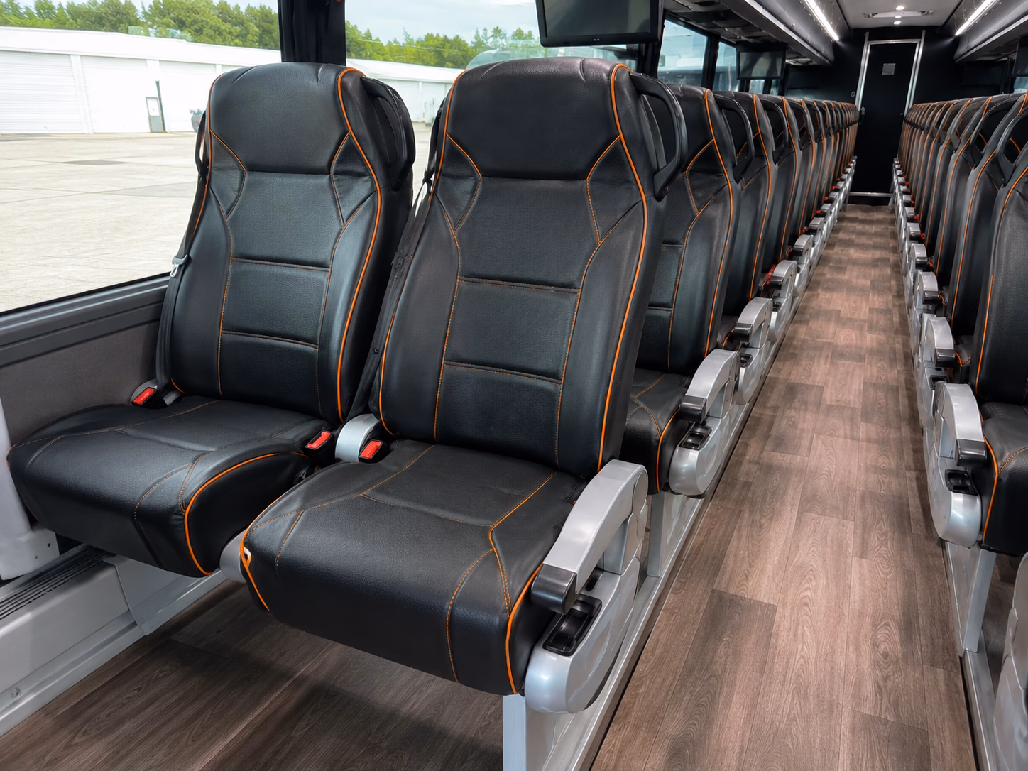 buses for tuscaloosa weddings on alabama football weekends