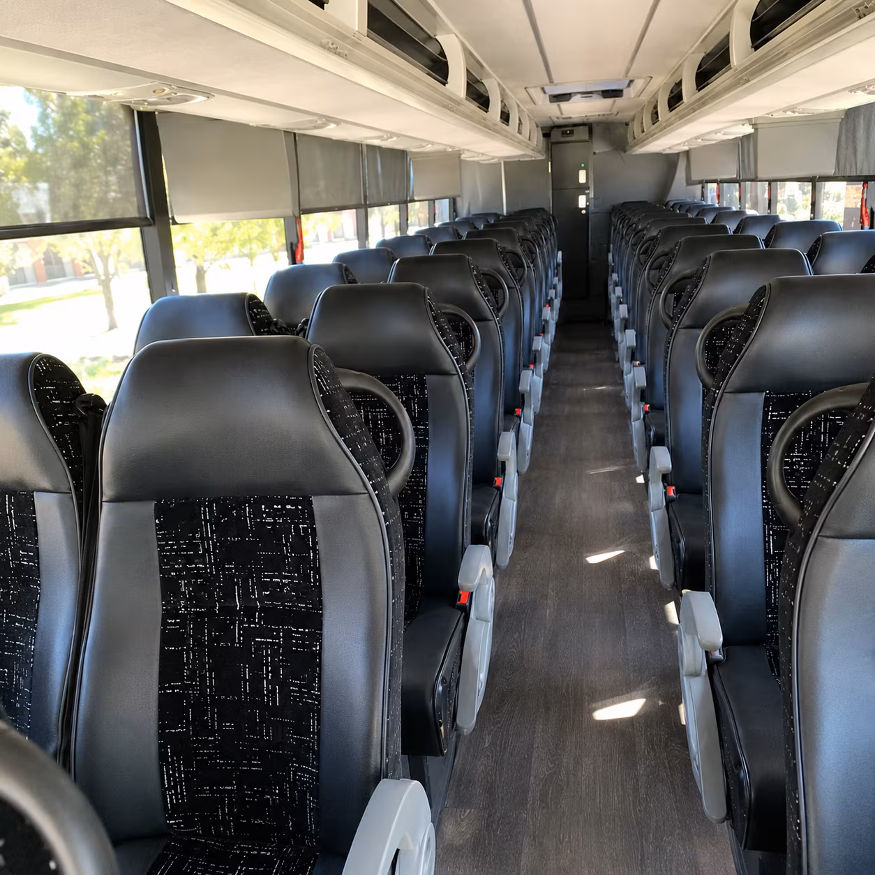 charter bus rentals for birmingham groups heading to tuscaloosa concerts