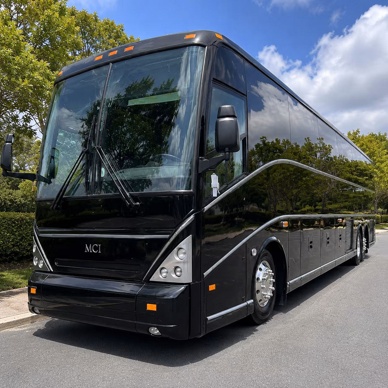 convention and off site meeting shuttle buses across tuscaloosa