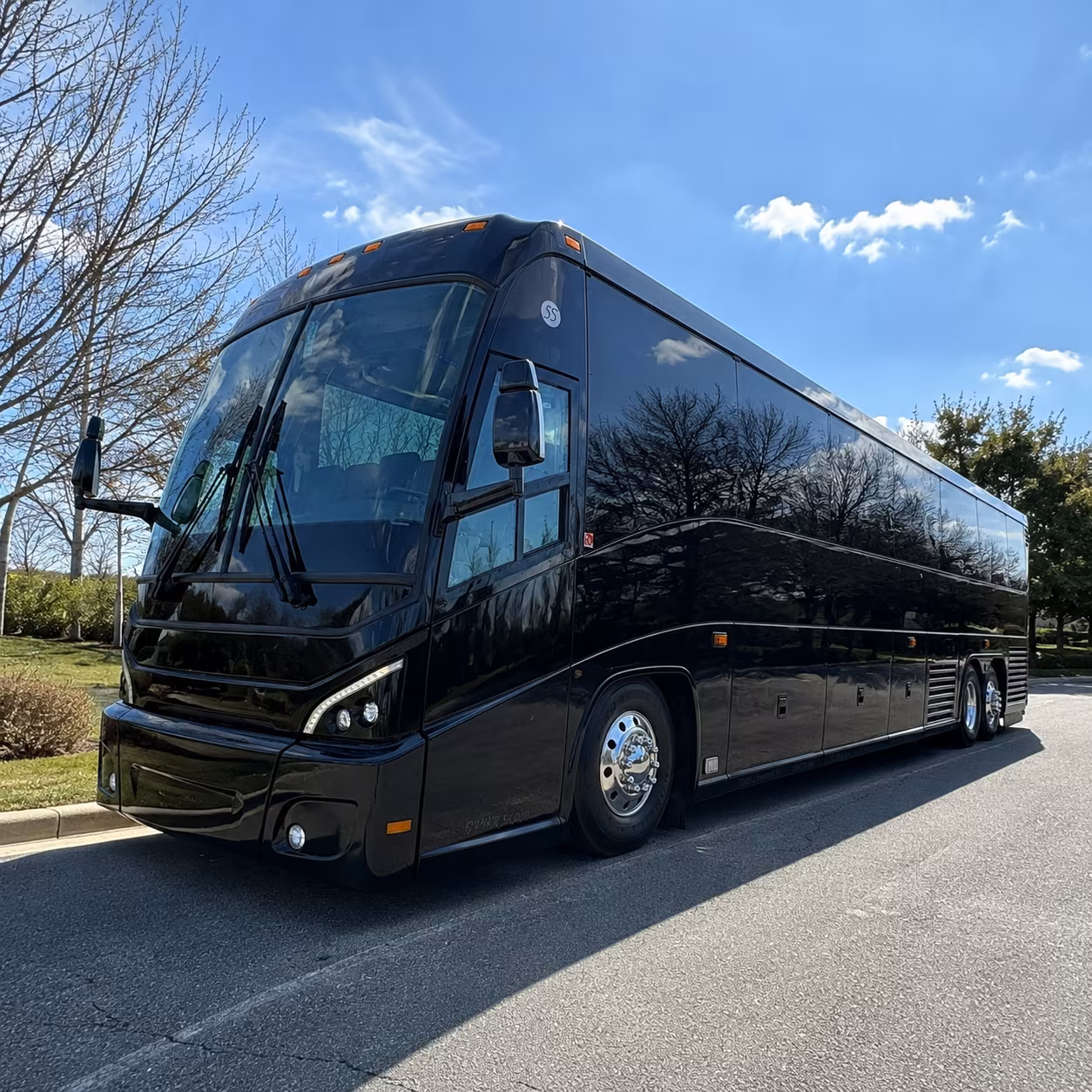 hospital and healthcare workforce shuttles to dch regional and the va
