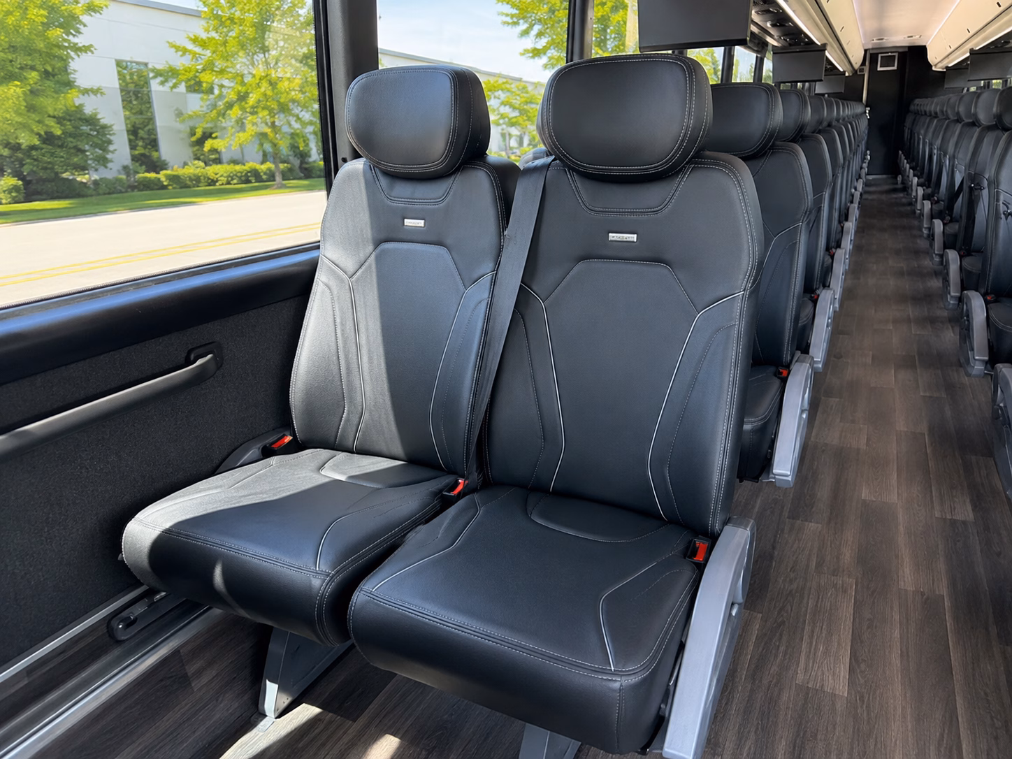 how the type of bus changes the price in tuscaloosa alabama