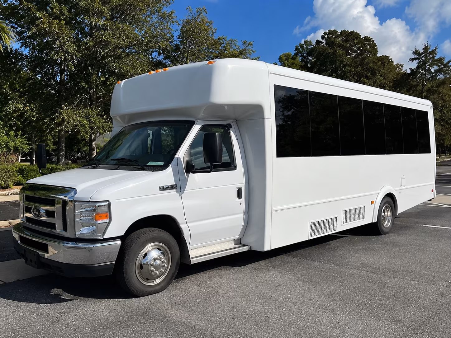 tuscaloosa wedding party bus rental