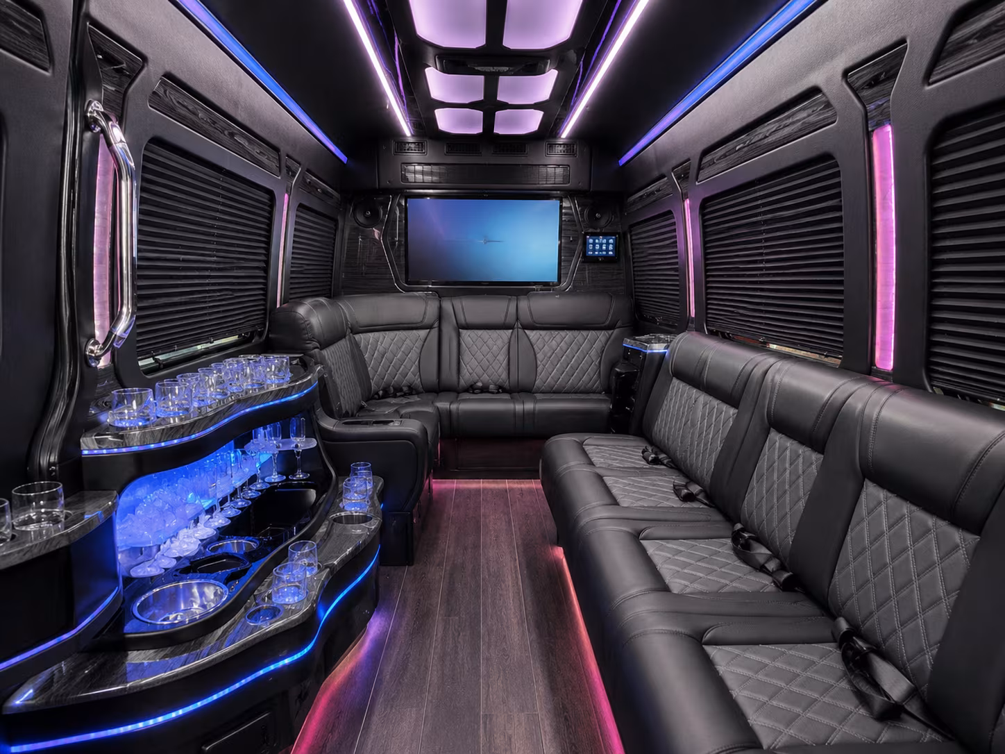 university of alabama graduation and campus event buses